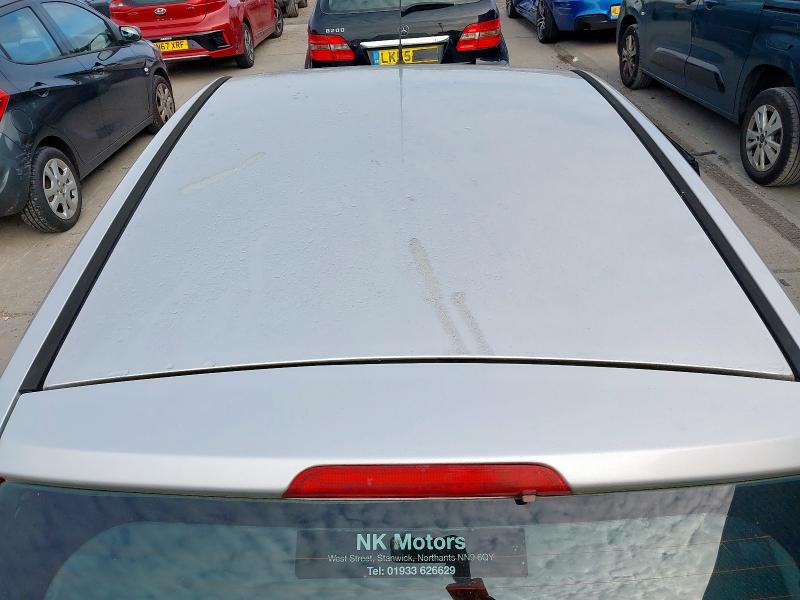 2003 FORD FIESTA FINESSE 
