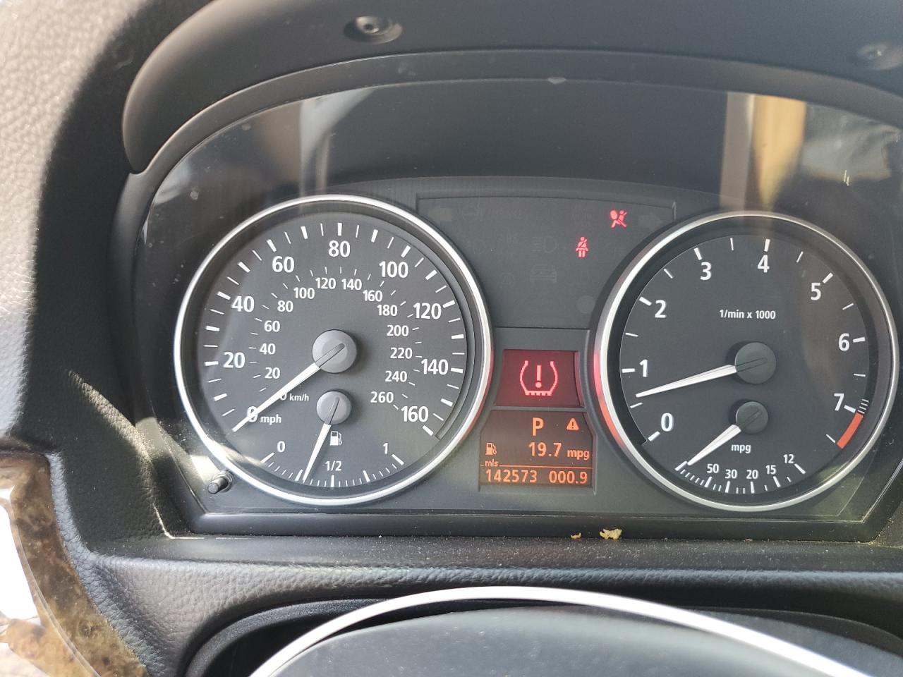 2006 BMW 330 I VIN: WBAVB33546KR81842 Lot: 71733195