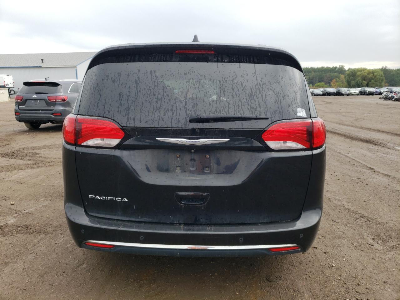 2018 Chrysler Pacifica Touring L VIN: 2C4RC1BG1JR126647 Lot: 83785245