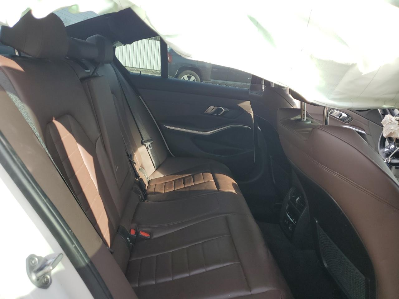 2020 BMW 330Xi VIN: 3MW5R7J08L8B19957 Lot: 83839075