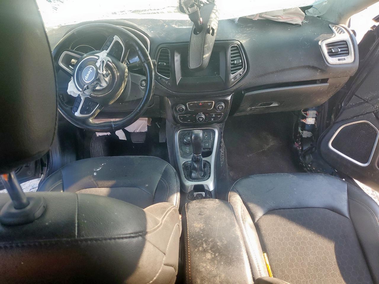 2019 Jeep Compass Latitude VIN: 3C4NJDBB5KT714303 Lot: 84548995