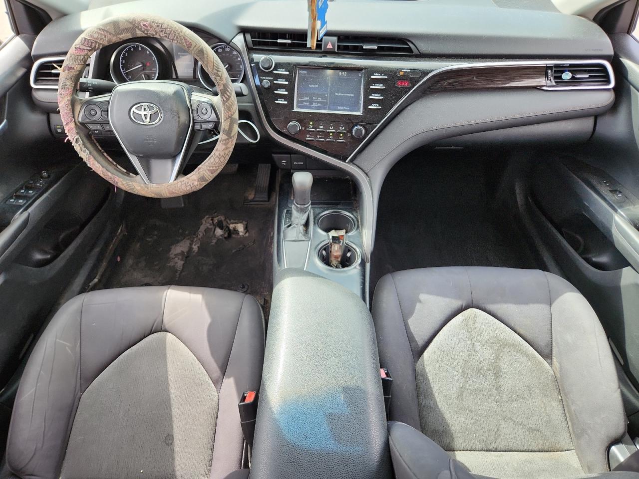 2018 Toyota Camry L VIN: 4T1B11HK9JU567072 Lot: 84627815