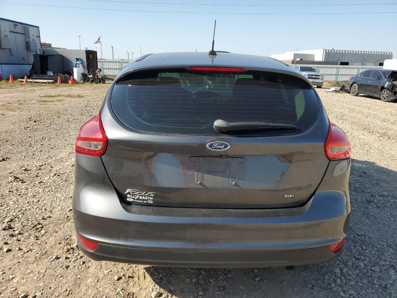 2018 Ford Focus Se VIN: 1FADP3K21JL287464 Lot: 81330765