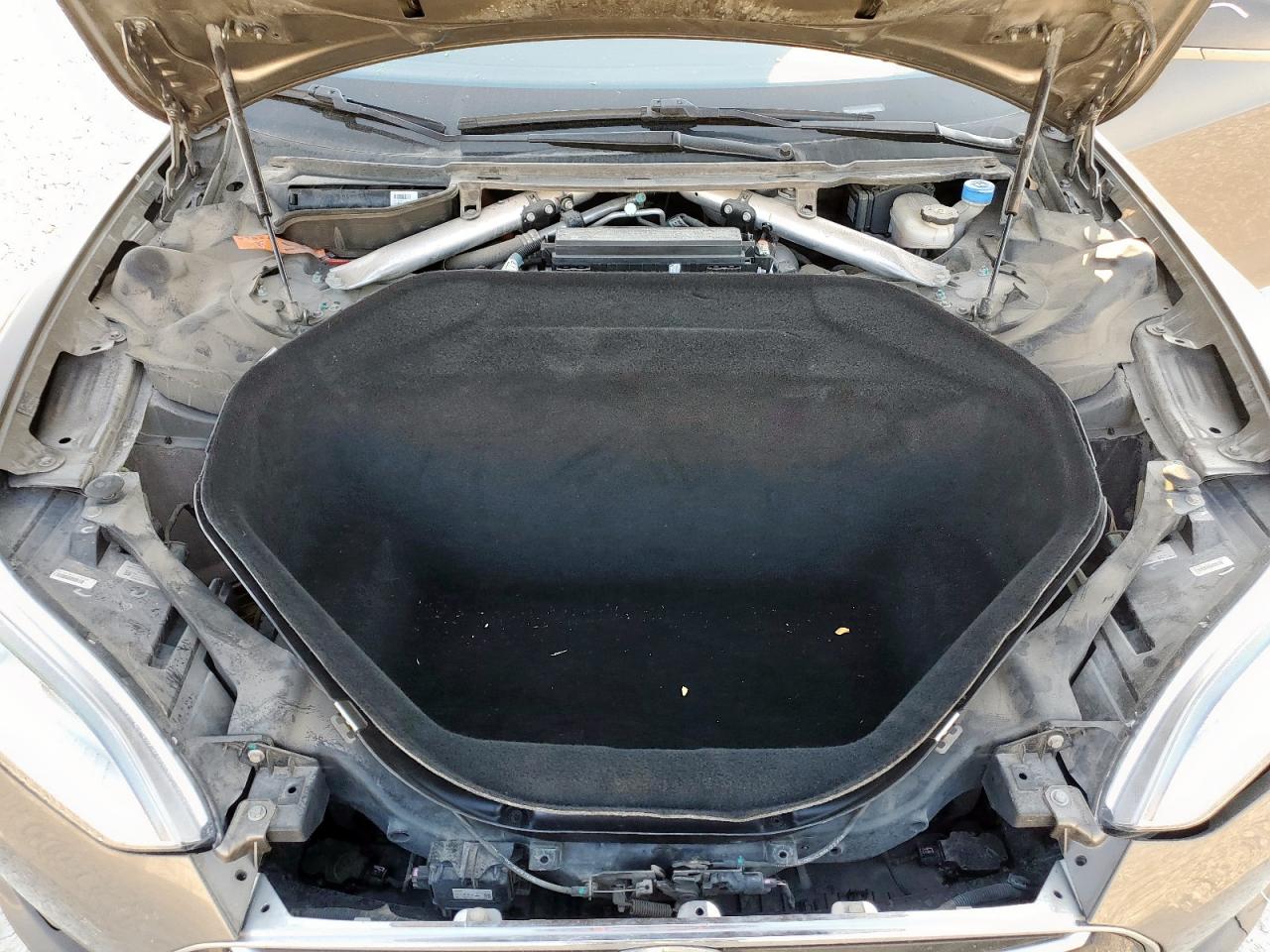 2015 Tesla Model S VIN: 5YJSA1E28FF107829 Lot: 80302295