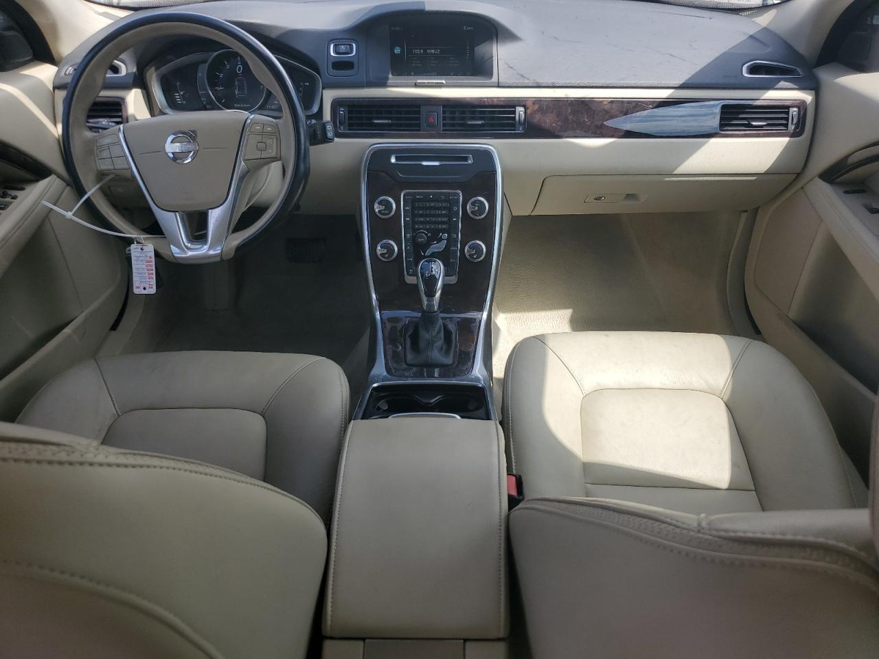 2015 Volvo Xc70 T5 Premier VIN: YV440MBK5F1221682 Lot: 71413315