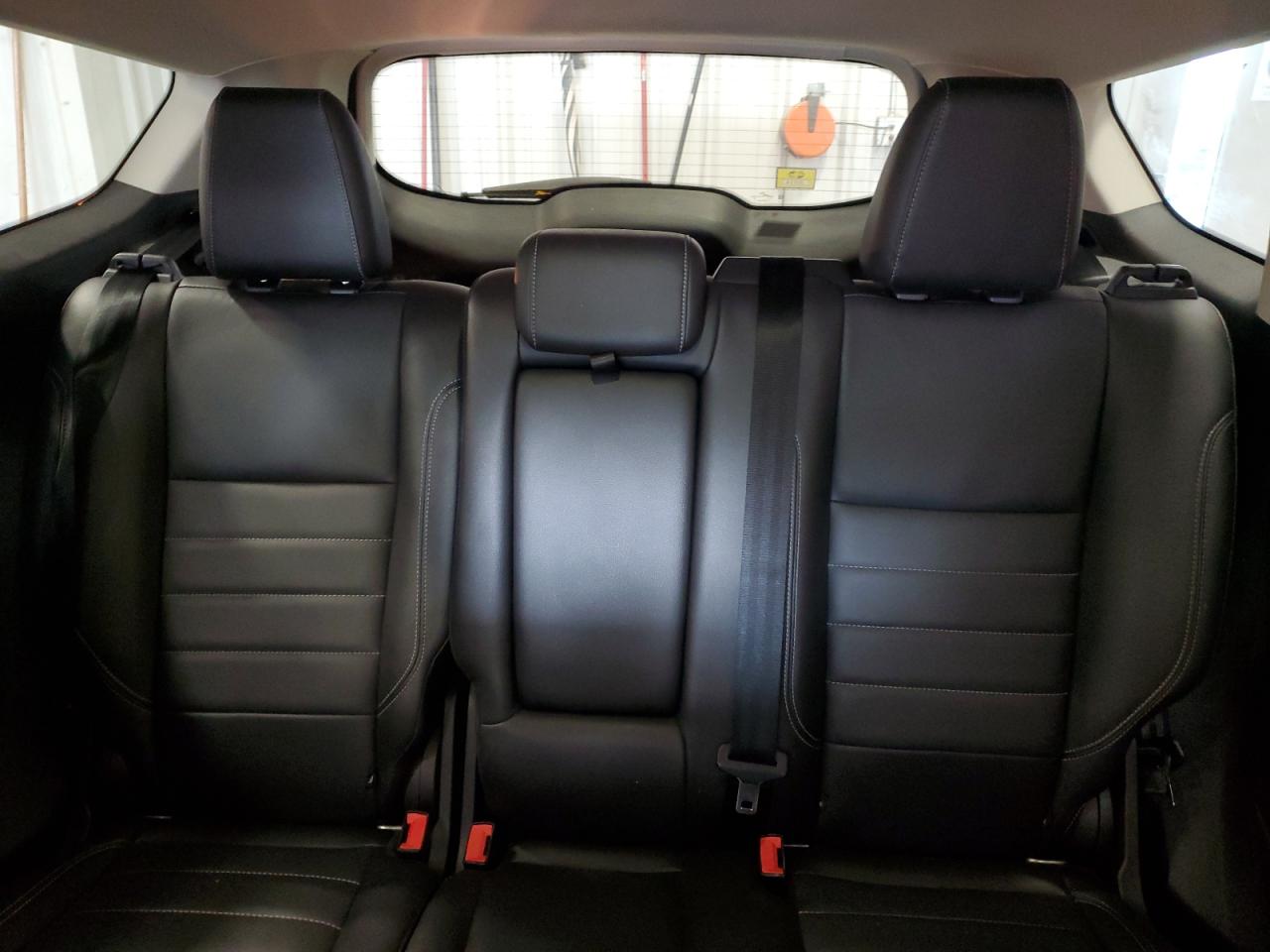 2016 Ford Escape Titanium VIN: 1FMCU9JX9GUA52288 Lot: 84600135