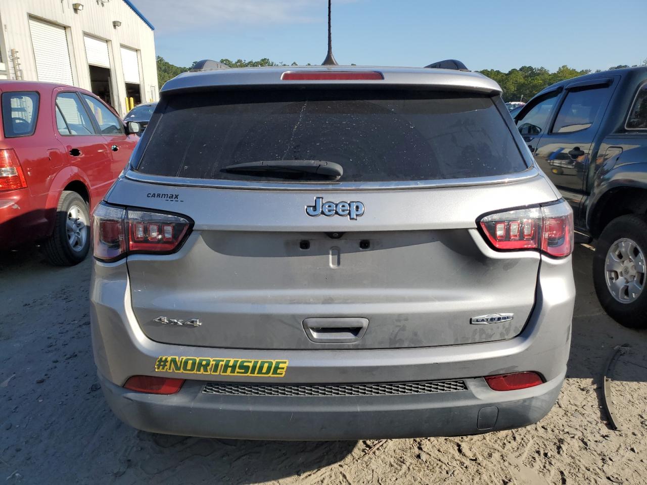 2018 Jeep Compass Latitude VIN: 3C4NJDBB4JT180998 Lot: 72038895