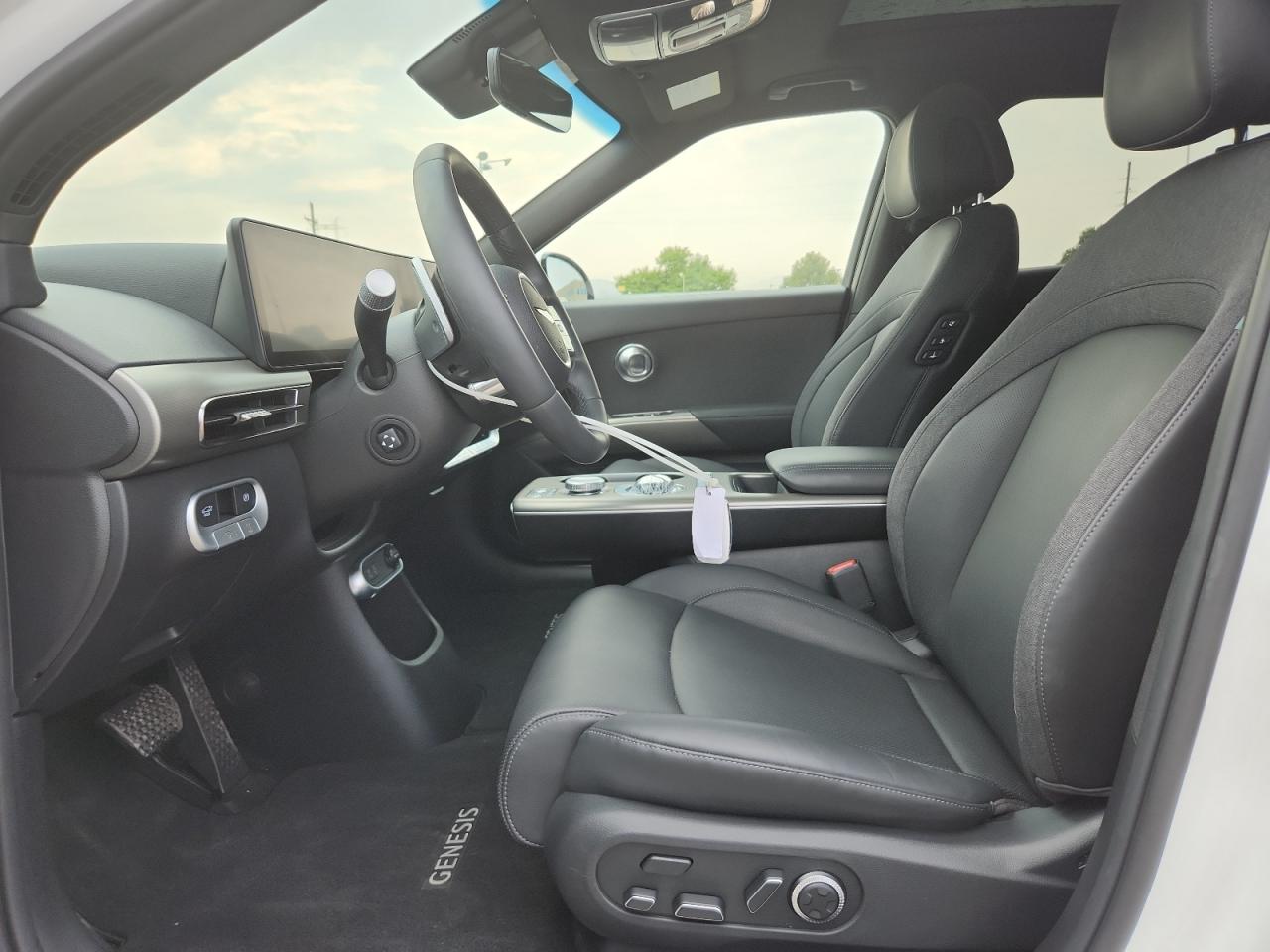 2025 Genesis Gv60 Advanced VIN: KMUKCDSC0SU027738 Lot: 71910765