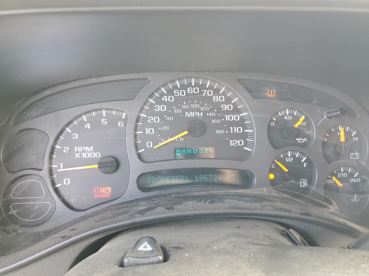 2004 GMC Yukon VIN: 1GKEC13V94J210210 Lot: 81797715