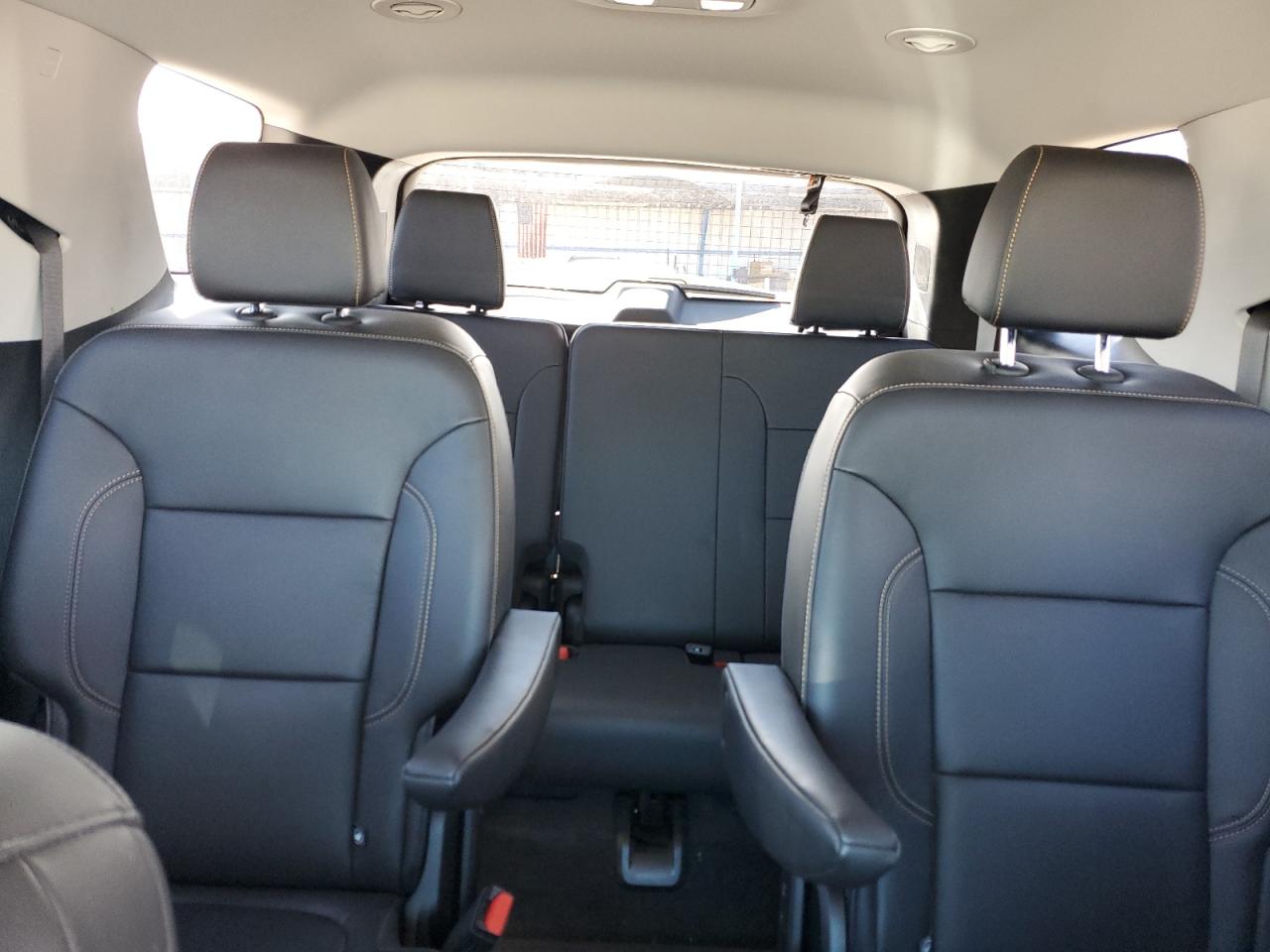 2021 Chevrolet Traverse Lt VIN: 1GNEVHKWXMJ114604 Lot: 83815995