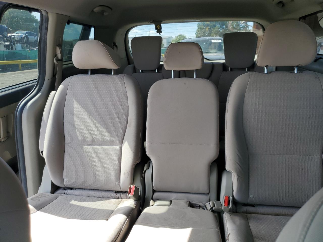 2016 Kia Sedona Lx VIN: KNDMB5C19G6129360 Lot: 84578575