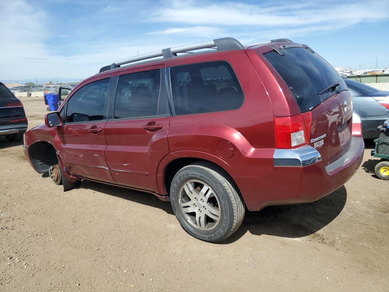 VIN: 4A4MN31S04E010372 MITSUBISHI ENDEAVOR 2004 RED Photo 2