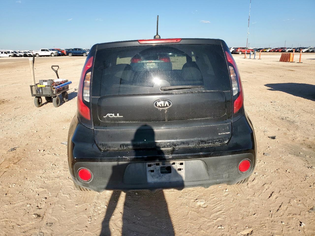 2018 Kia Soul VIN: KNDJN2A22J7896537 Lot: 84207645