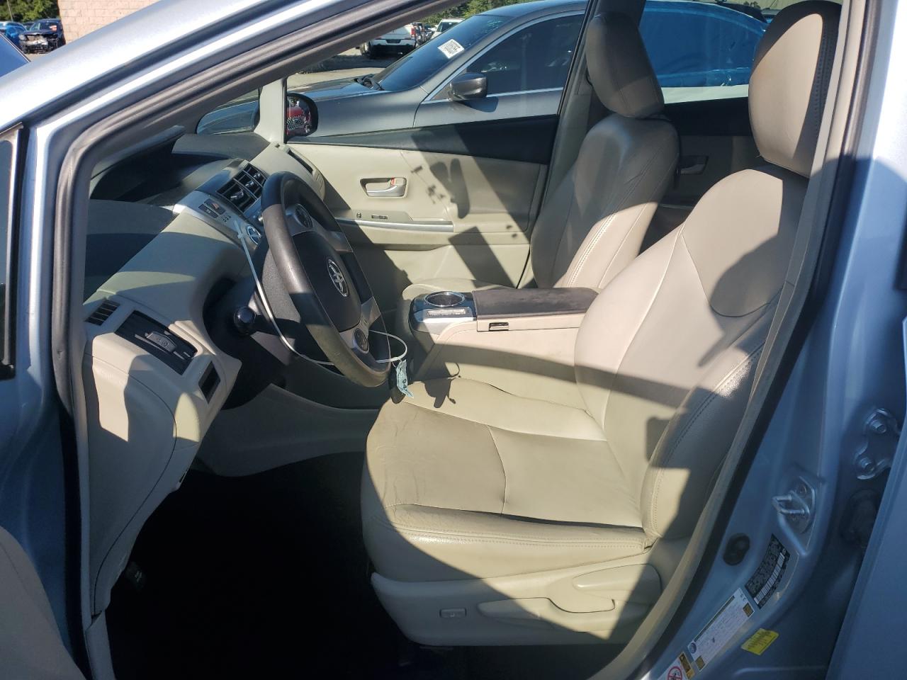 2012 Toyota Prius V VIN: JTDZN3EU6C3067324 Lot: 80324195