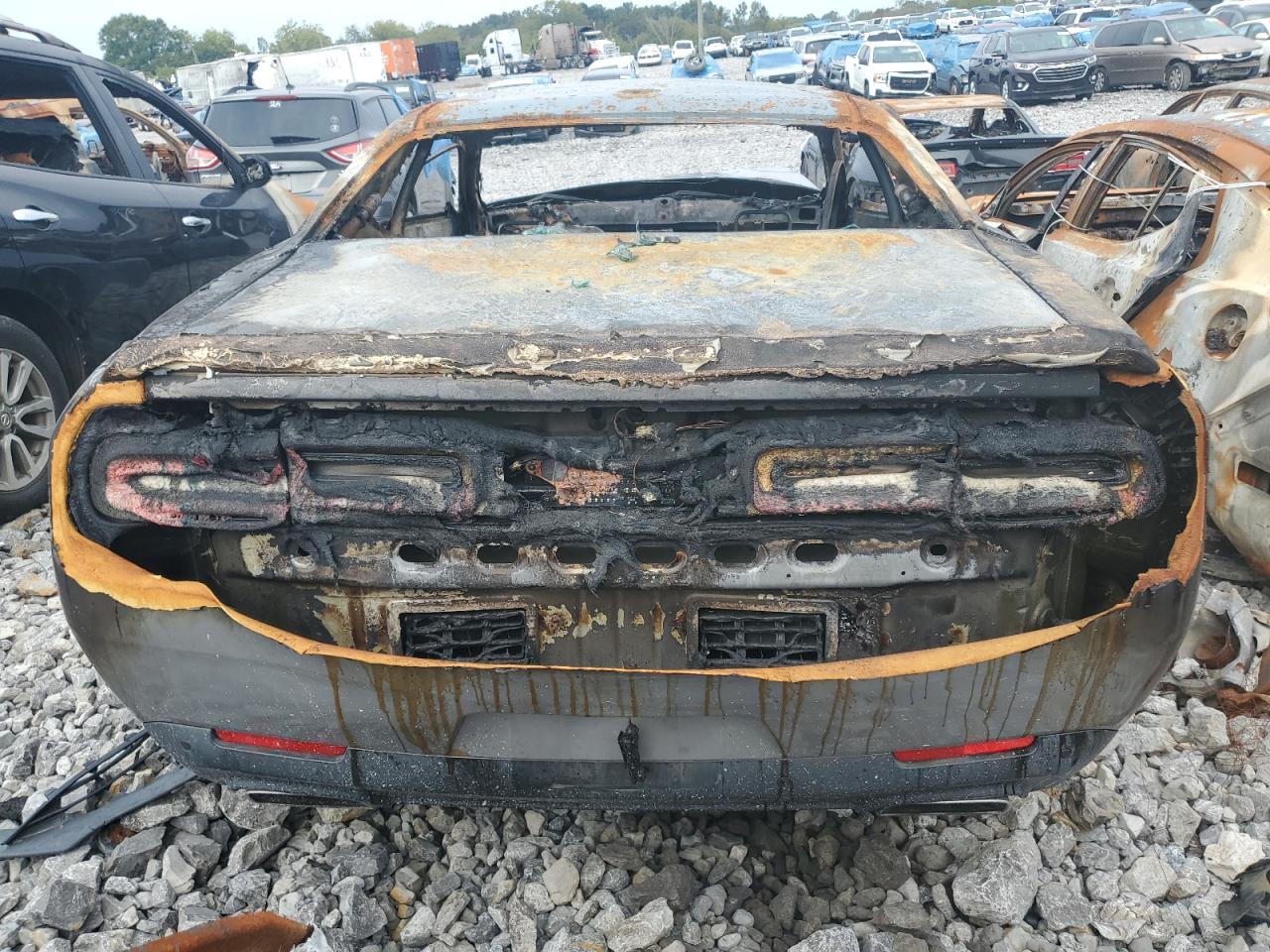 2015 Dodge Challenger Sxt VIN: 2C3CDZAT2FH747722 Lot: 81575015