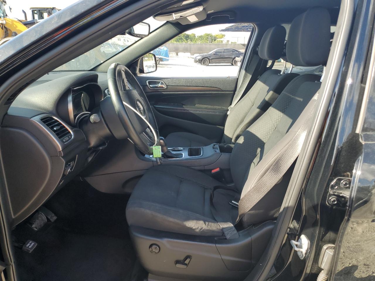 2018 Jeep Grand Cherokee Laredo VIN: 1C4RJFAG6JC382151 Lot: 84907855