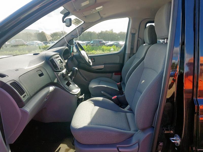 2018 HYUNDAI I800 SE CRDI AUTO 