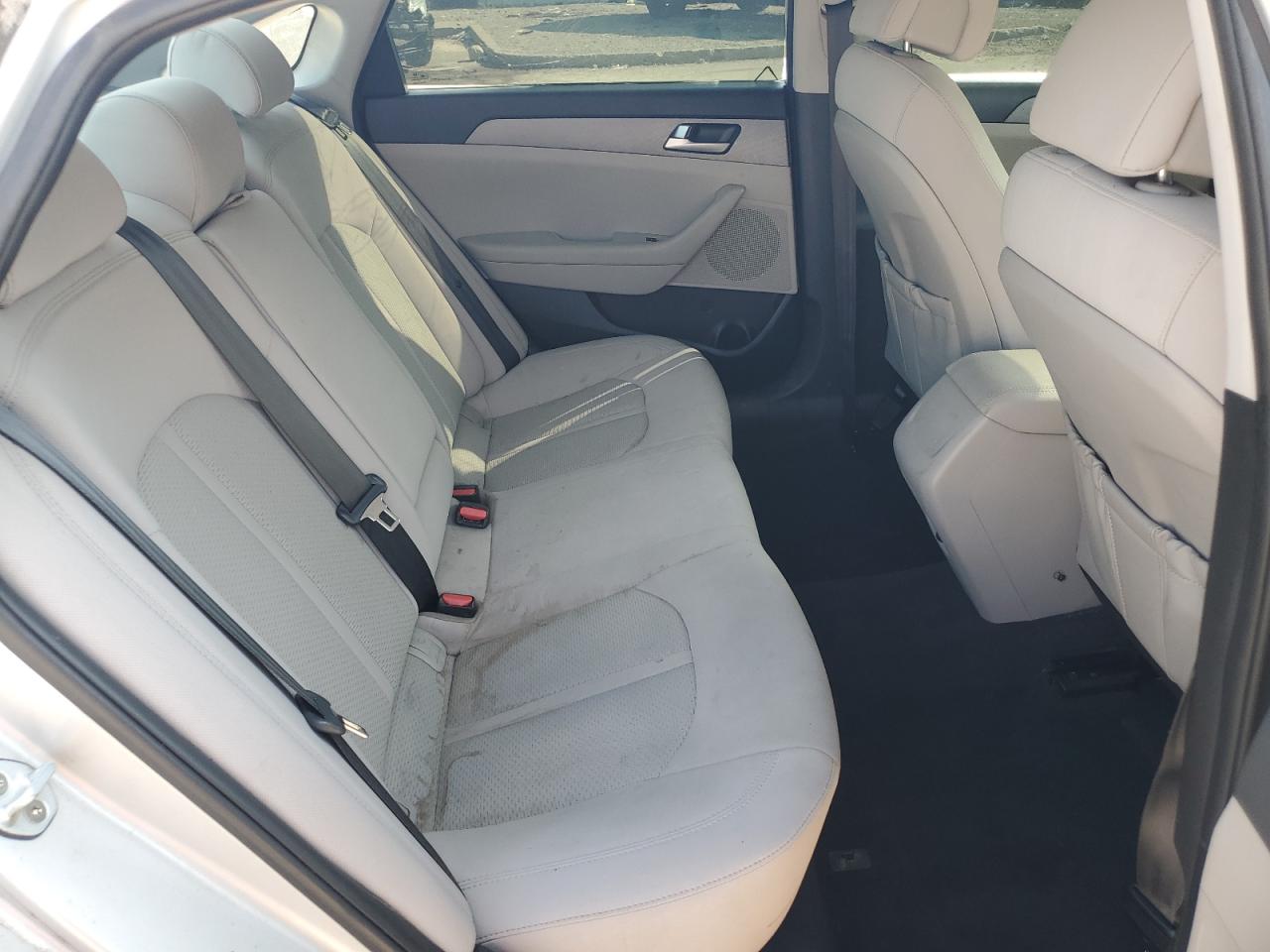 2017 Hyundai Sonata Se VIN: 5NPE24AF7HH517370 Lot: 81286875