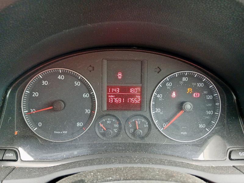 2006 VOLKSWAGEN GOLF FSI S 