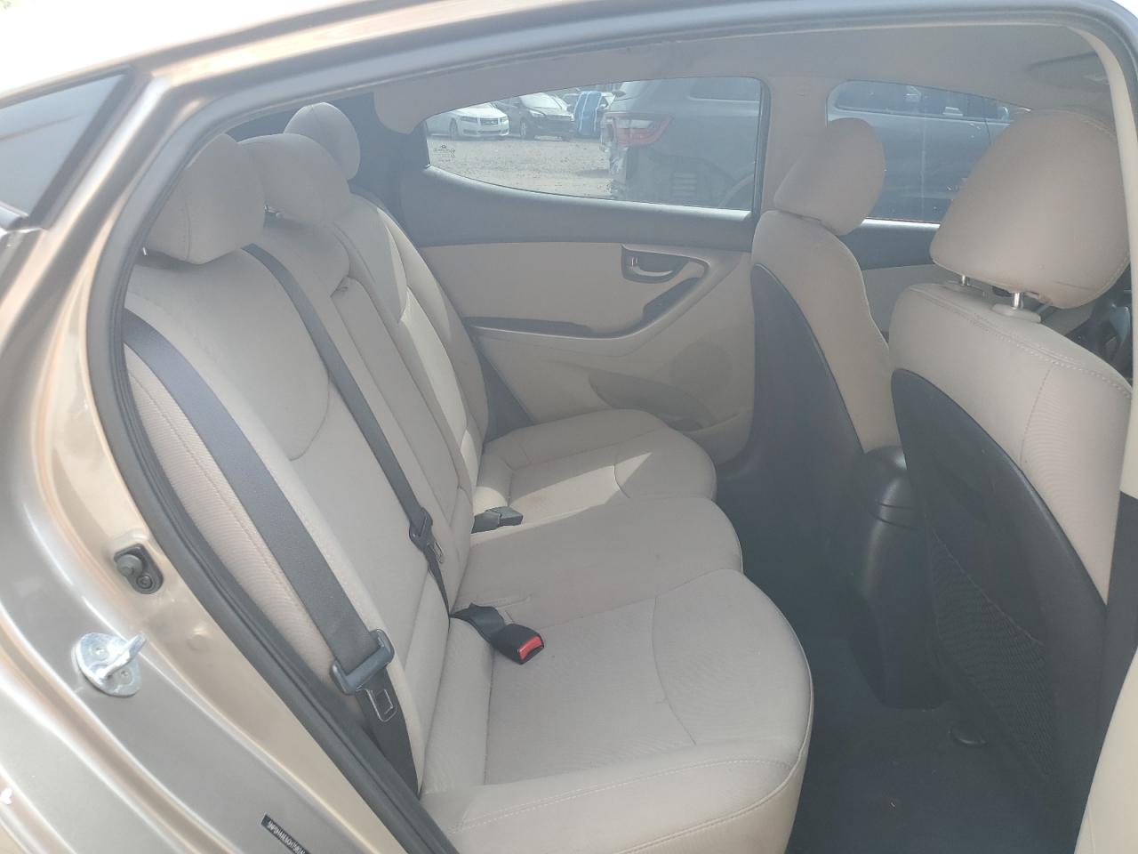 2016 Hyundai Elantra Se VIN: 5NPDH4AE6GH758241 Lot: 81653865