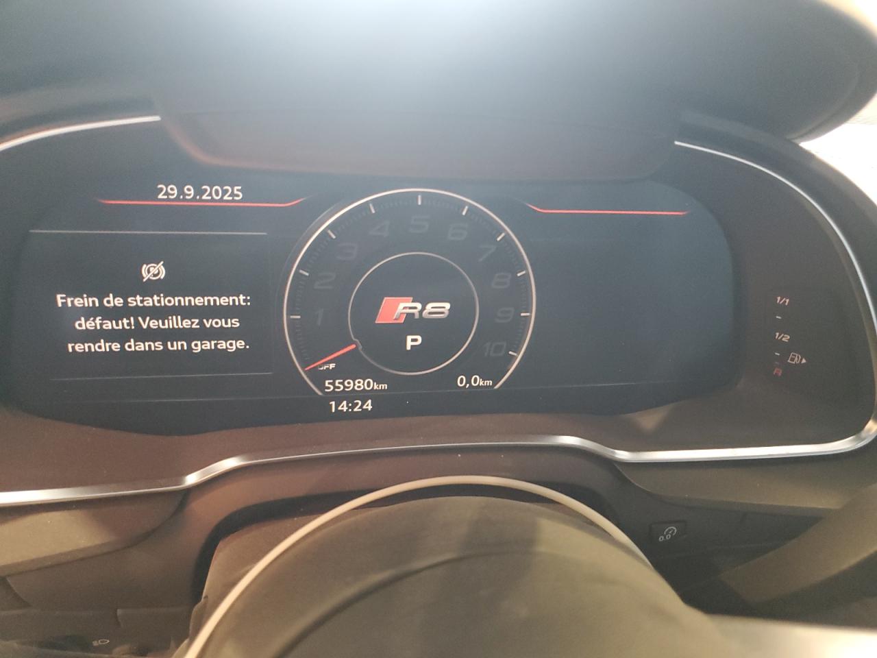 2018 Audi R8 Spyder VIN: WUAVACFX6J7900308 Lot: 84009005