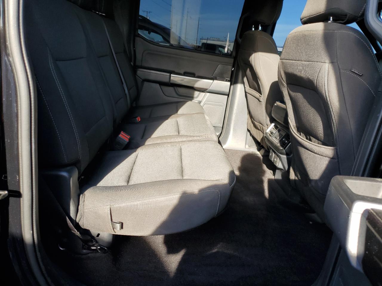 2021 Ford F150 Supercrew VIN: 1FTEW1CP9MFC92267 Lot: 70885865