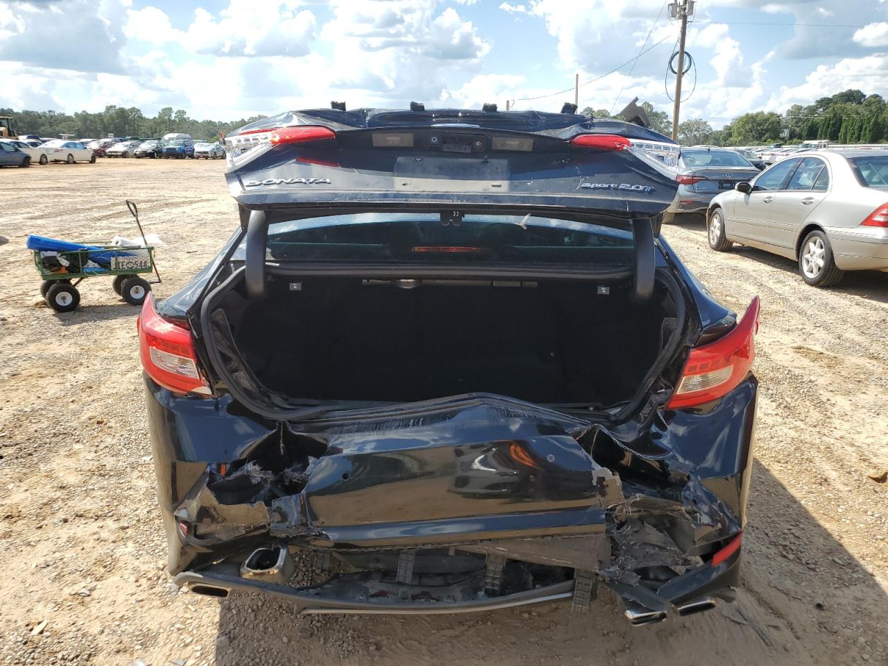 2015 Hyundai Sonata Sport VIN: 5NPE34AB8FH084357 Lot: 81875325