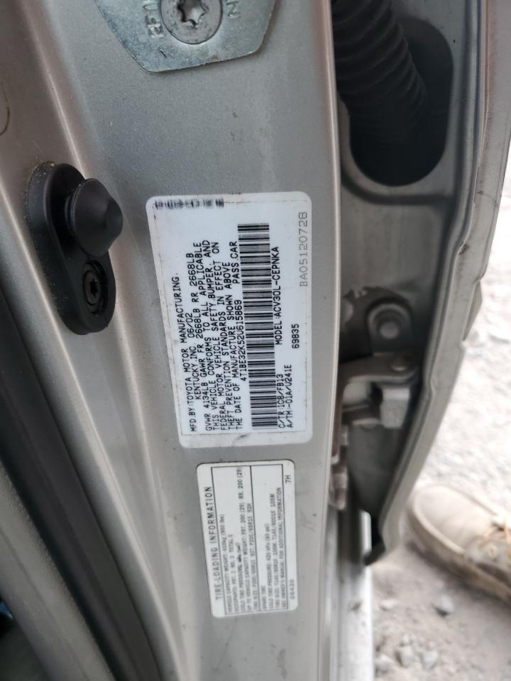 2002 Toyota Camry Le VIN: 4T1BE32K52U615869 Lot: 84017525