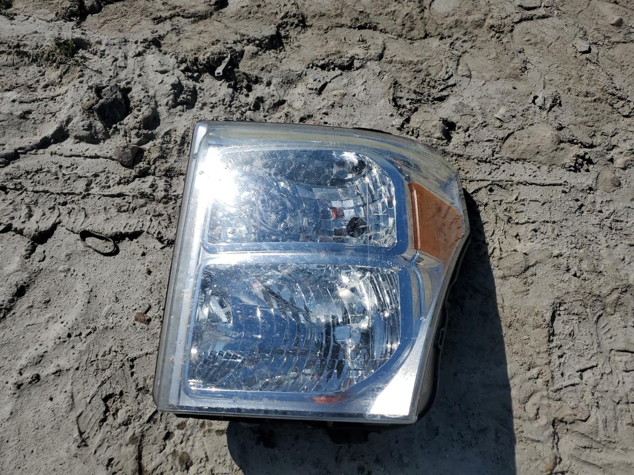 2015 Ford F250 Super Duty VIN: 1FT7X2B66FEA67351 Lot: 82068095