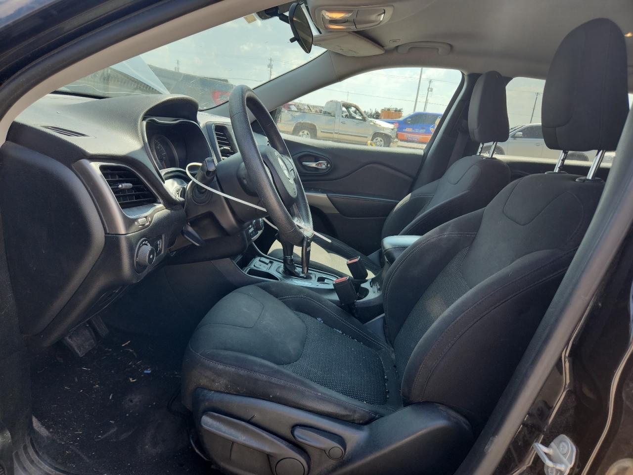 2019 Jeep Cherokee Latitude VIN: 1C4PJLCX4KD313022 Lot: 80923555