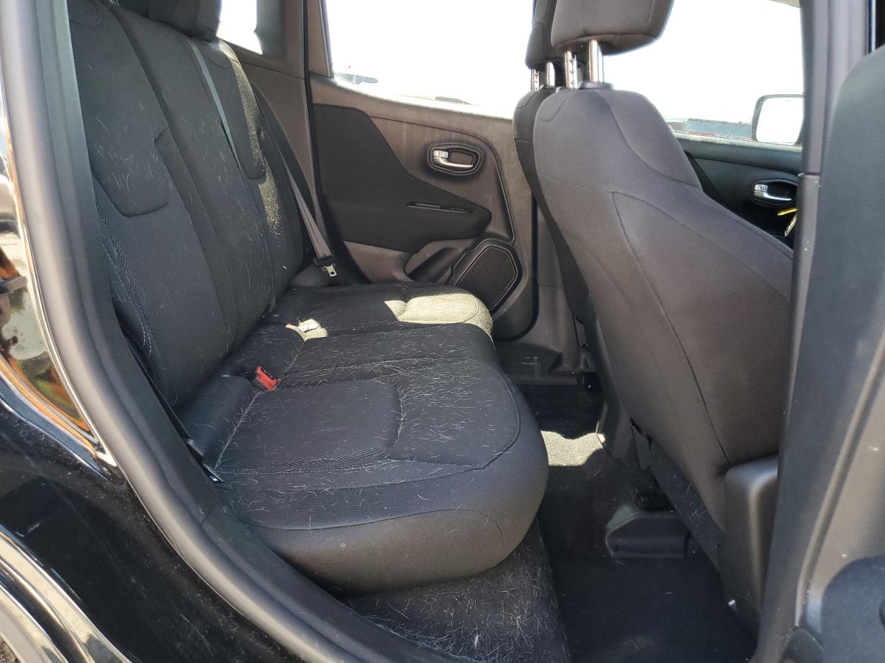 2020 Jeep Renegade Sport VIN: ZACNJAAB7LPL72746 Lot: 70922115