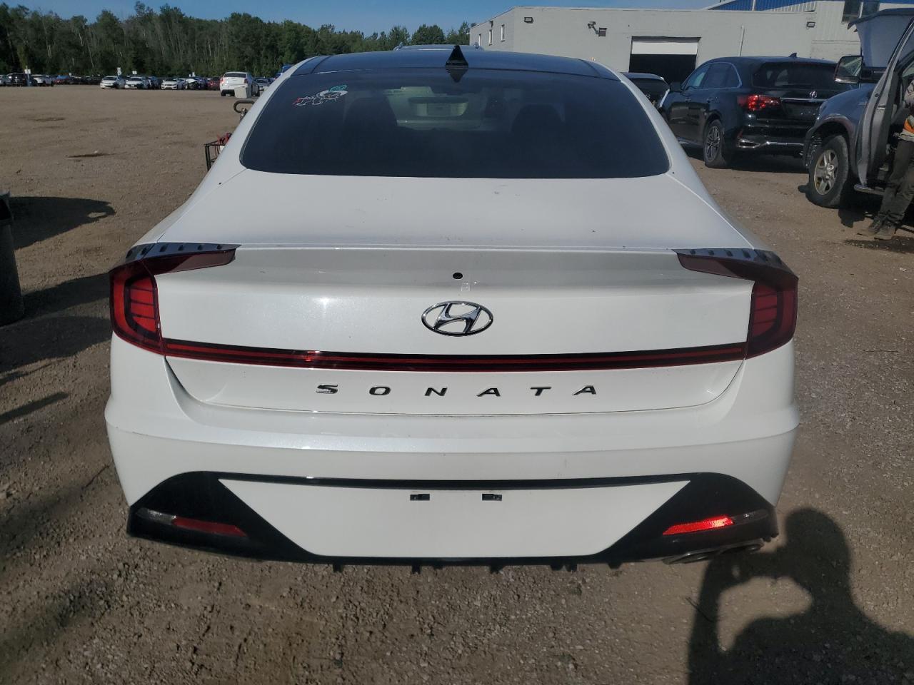 2022 Hyundai Sonata Luxury VIN: KMHL64J20NA213823 Lot: 70331385