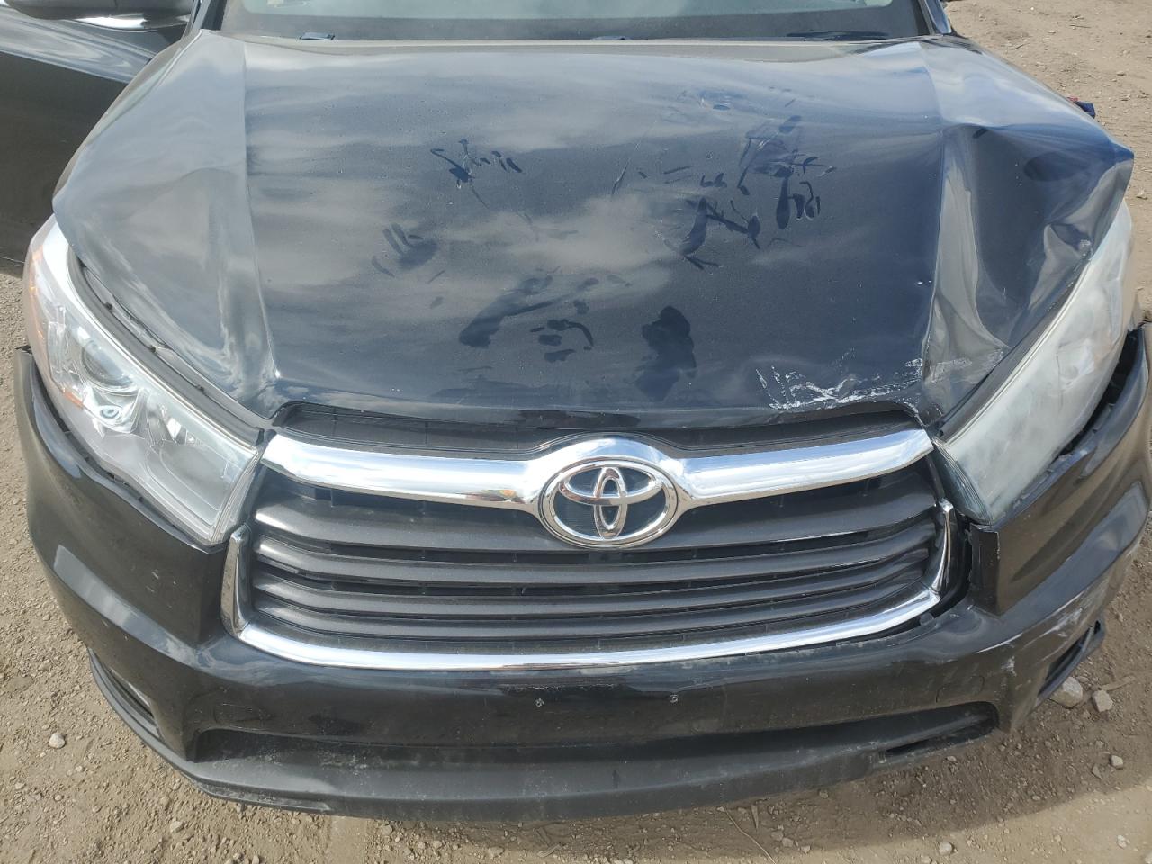 2016 Toyota Highlander Xle VIN: 5TDJKRFH2GS270967 Lot: 81683395