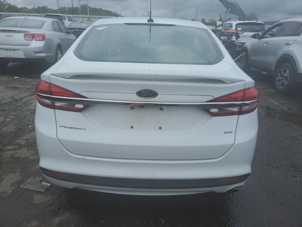 2017 Ford Fusion Se VIN: 3FA6P0H71HR186110 Lot: 81076695