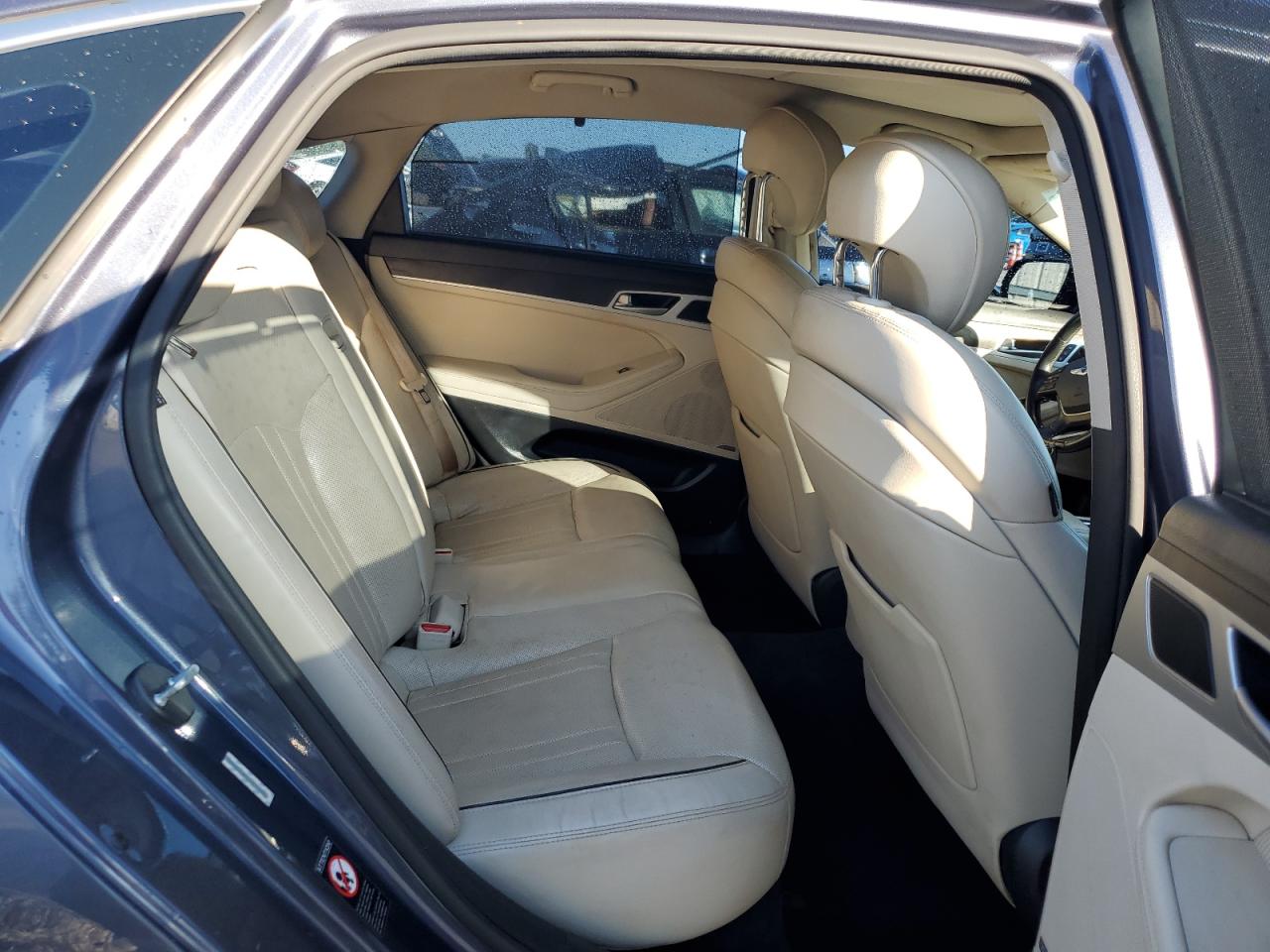 2015 Hyundai Genesis 3.8L VIN: KMHGN4JE3FU027465 Lot: 80197955
