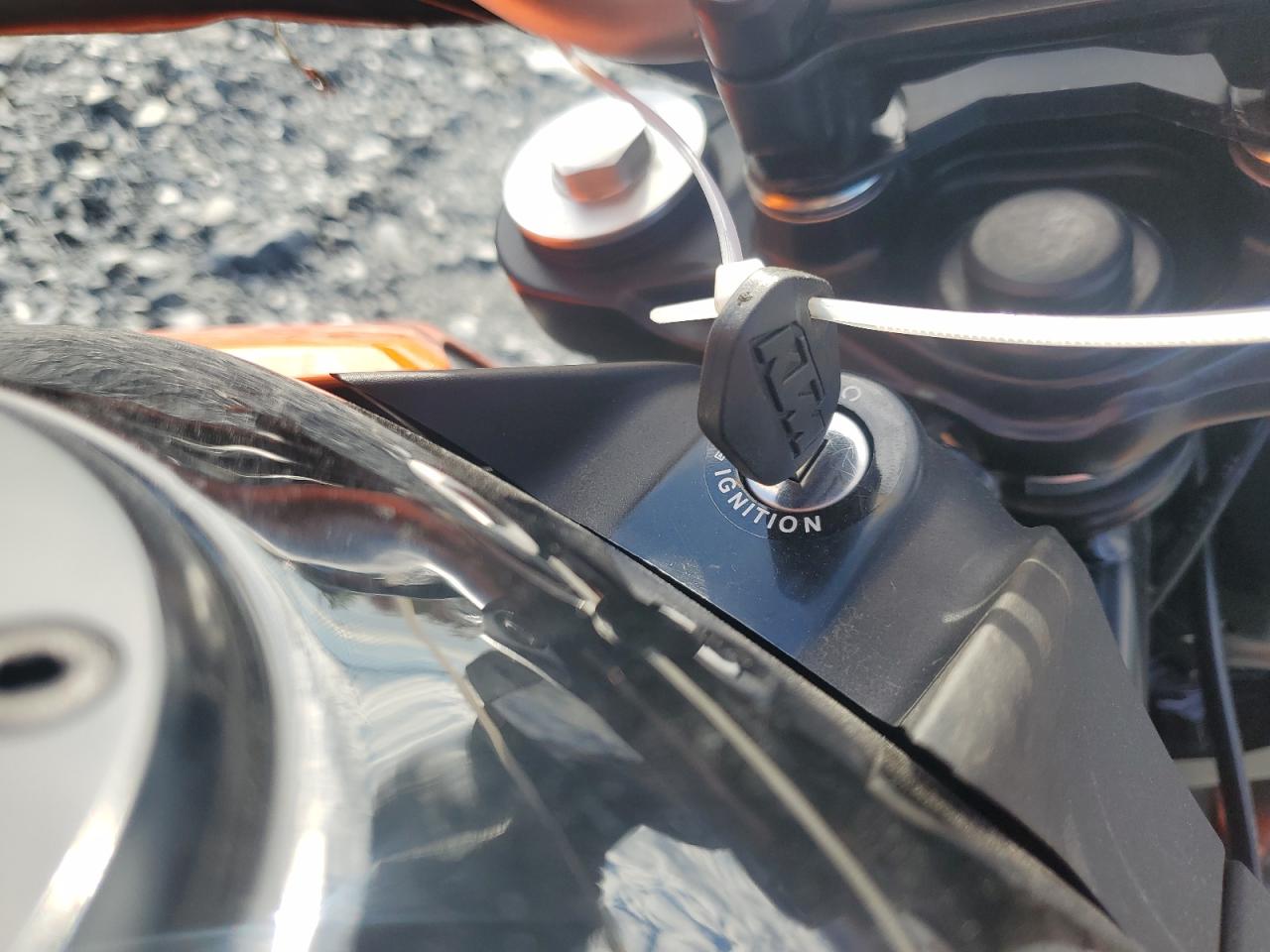 2023 Ktm 200 Duke VIN: MD2JPC400PC015984 Lot: 83878735