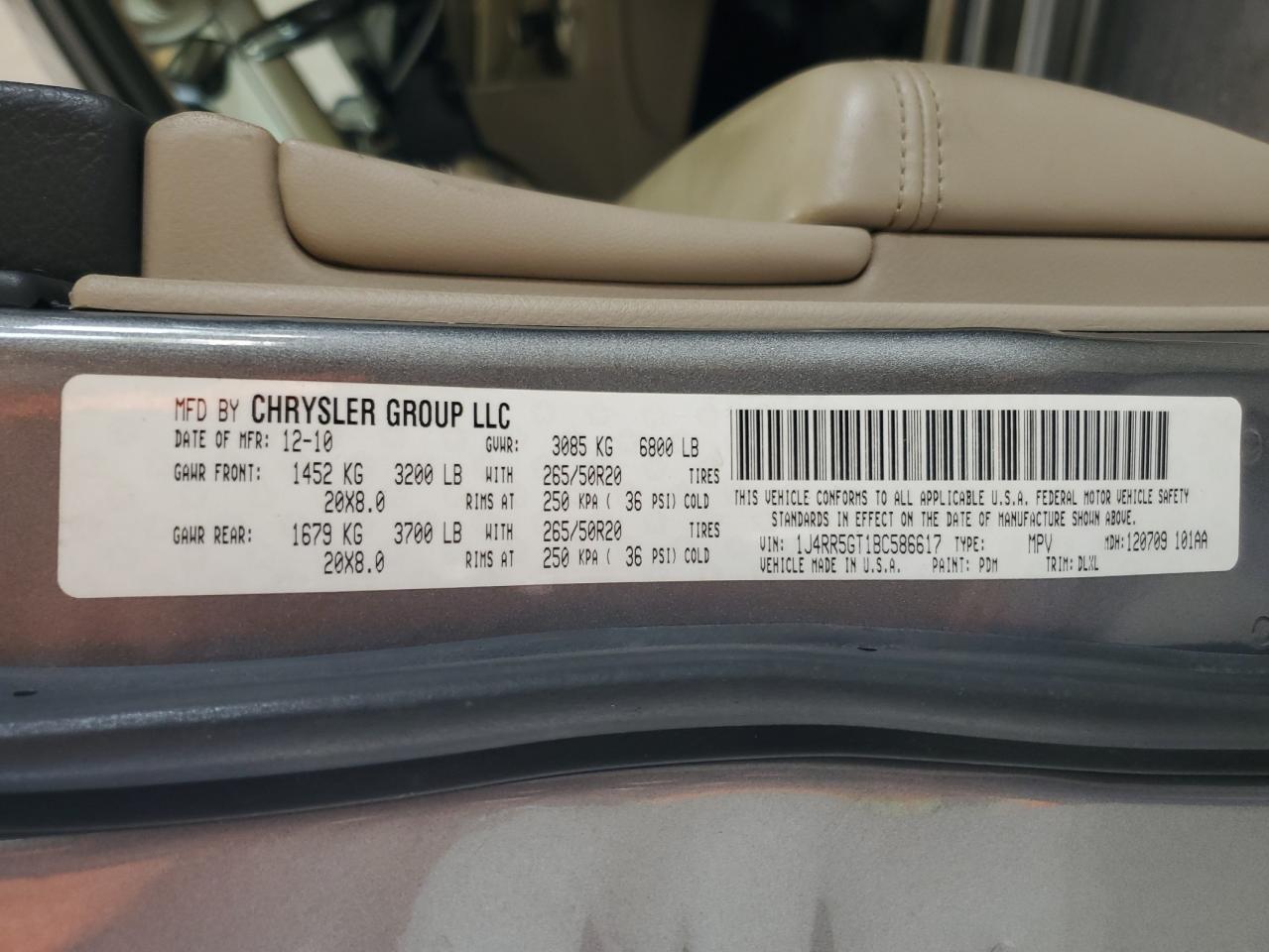 2011 Jeep Grand Cherokee Limited VIN: 1J4RR5GT1BC586617 Lot: 81844345
