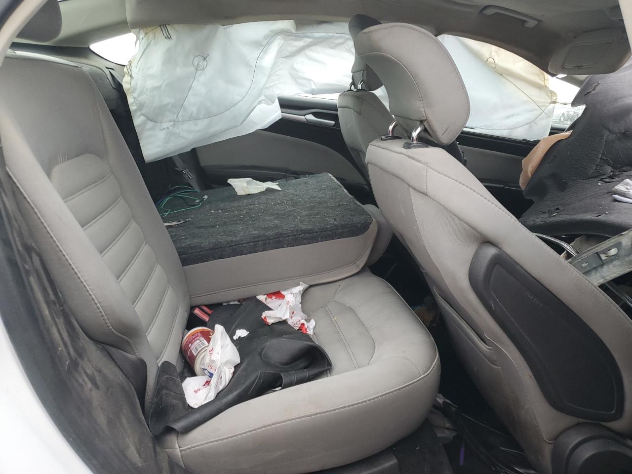 2015 Ford Fusion S VIN: 3FA6P0G78FR143026 Lot: 83872975