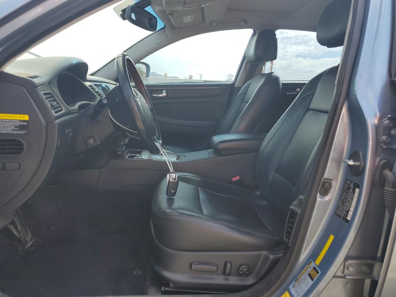 2010 Hyundai Genesis 4.6L VIN: KMHGC4DF5AU105246 Lot: 81300535