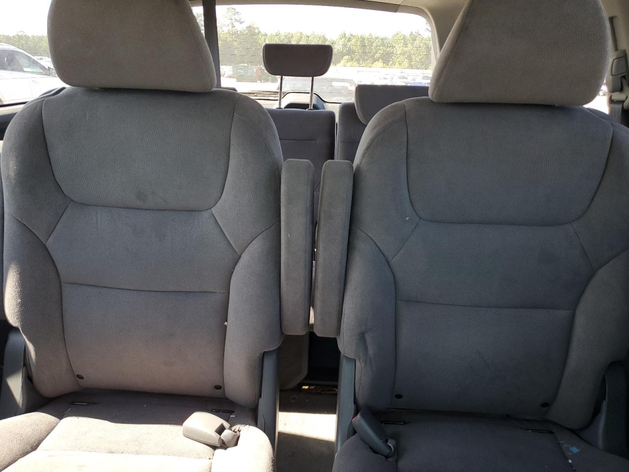 2005 Honda Odyssey Ex VIN: 5FNRL38405B418106 Lot: 69424465