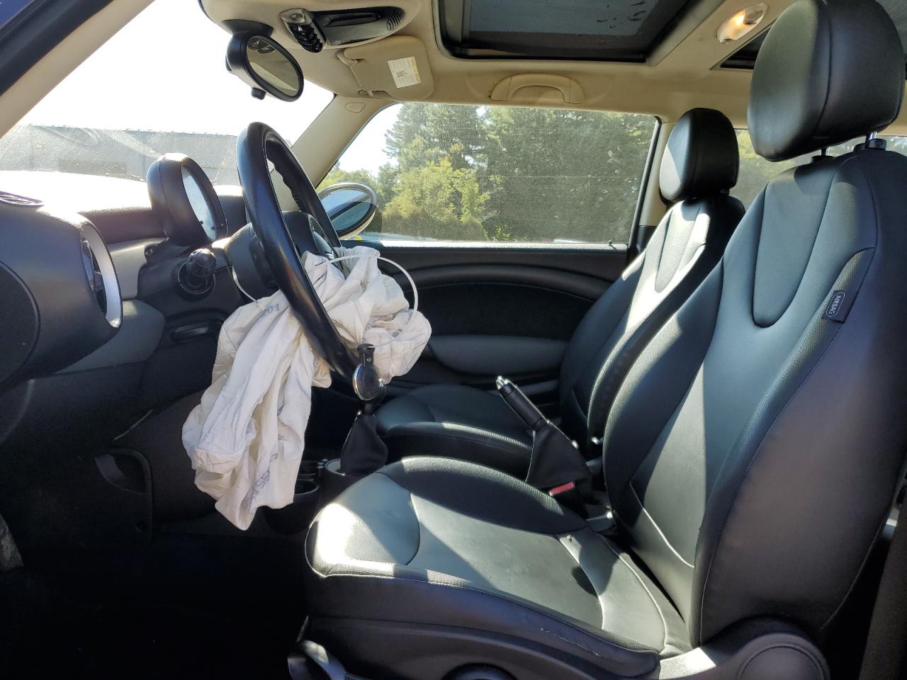 2011 Mini Cooper VIN: WMWSU3C55BT181844 Lot: 82123735