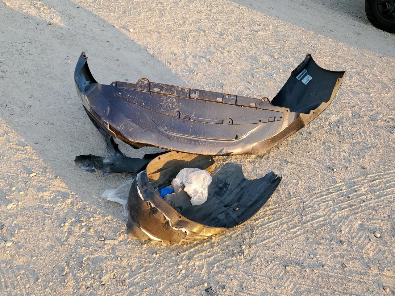 2011 Honda Accord Lxp VIN: 1HGCP2F47BA055560 Lot: 81943815