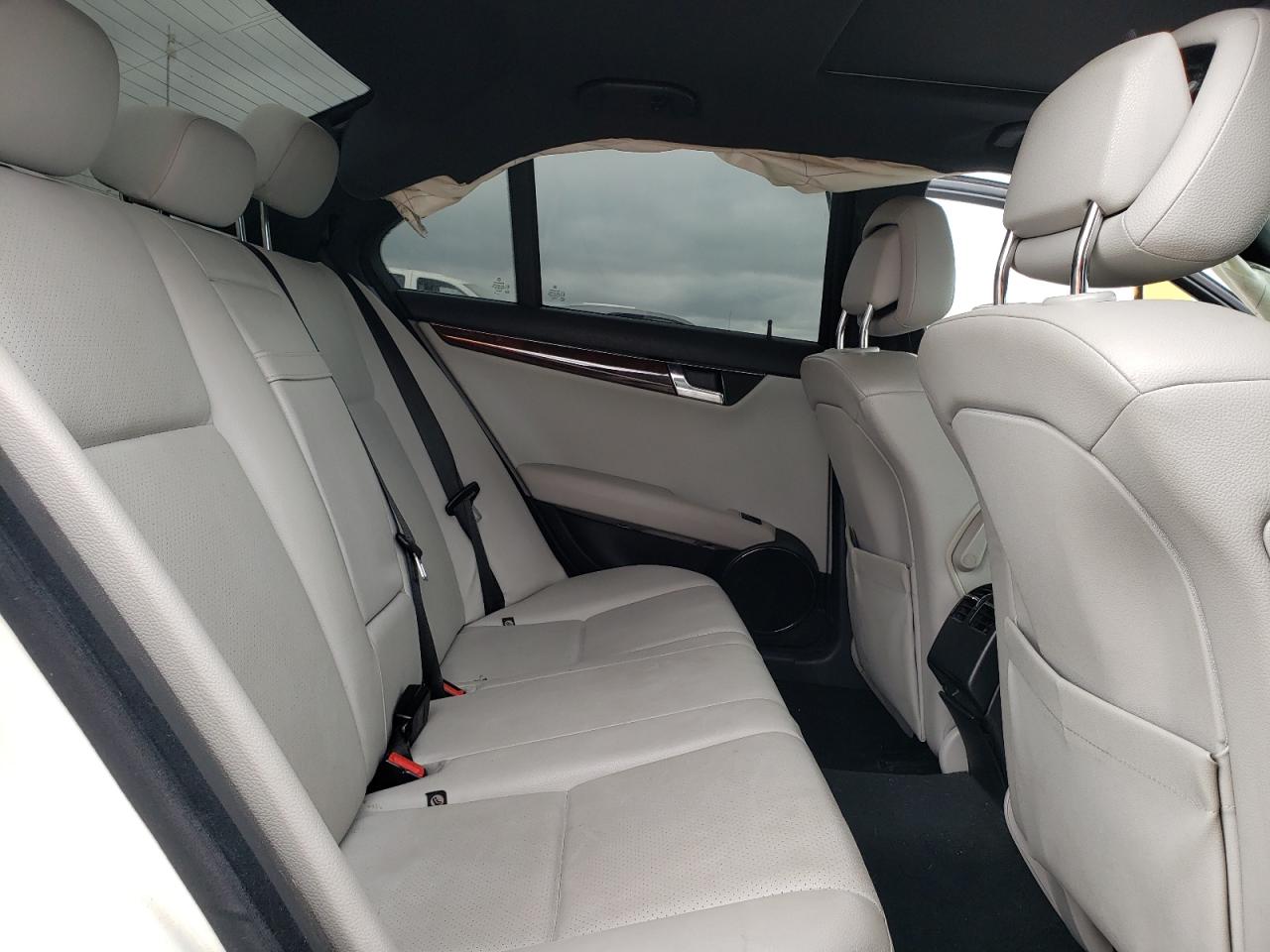 2009 Mercedes-Benz C300 VIN: WDDGF54X89R042903 Lot: 72013435