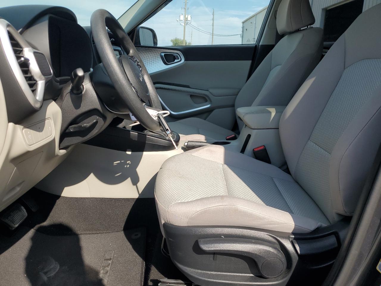 2022 Kia Soul Lx VIN: KNDJ23AU8N7812128 Lot: 81338035