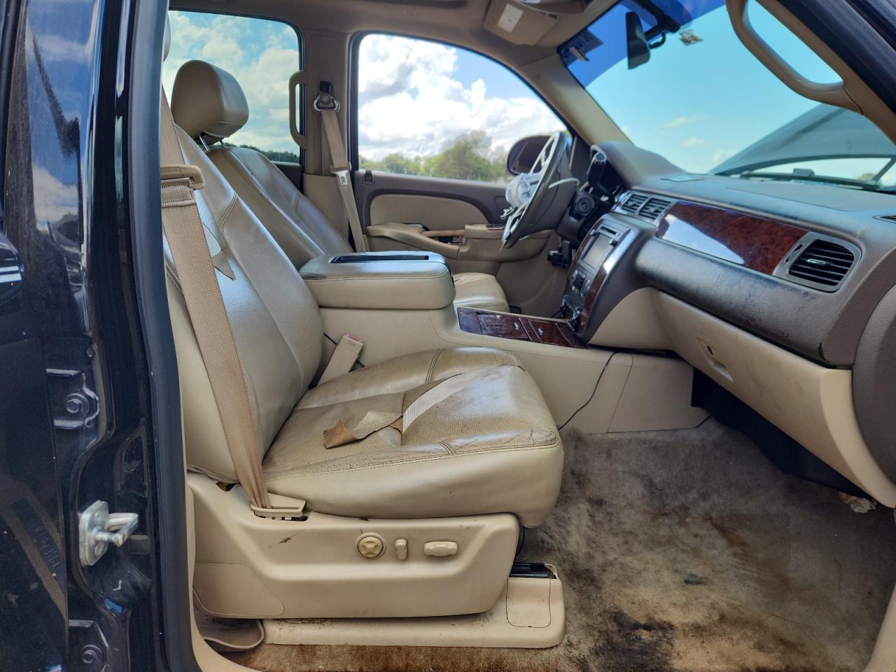 2014 Chevrolet Tahoe C1500 Ltz VIN: 1GNSCCE08ER216358 Lot: 82157845