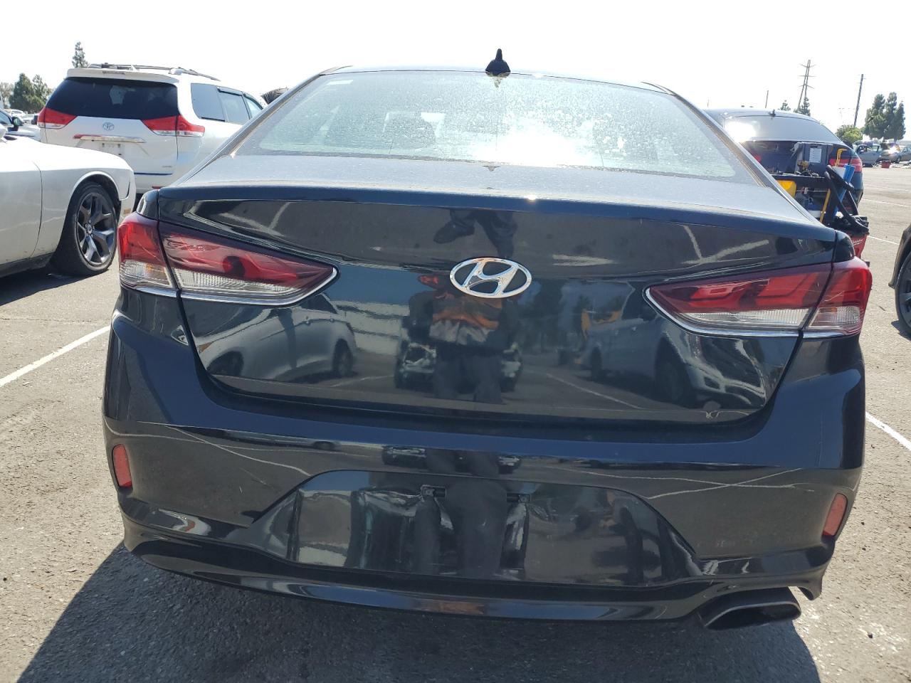 2018 Hyundai Sonata Se VIN: 5NPE24AF0JH669383 Lot: 84471675