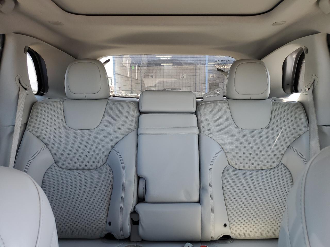 2019 Jeep Cherokee Limited VIN: 1C4PJMDNXKD299484 Lot: 70094705