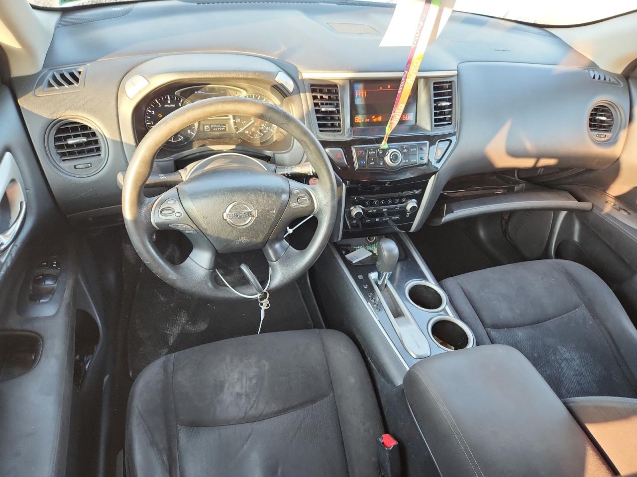 2014 Nissan Pathfinder S VIN: 5N1AR2MN8EC669355 Lot: 70698575