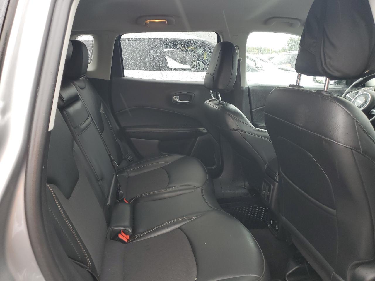 2019 Jeep Compass Latitude VIN: 3C4NJDBB6KT760870 Lot: 81754065