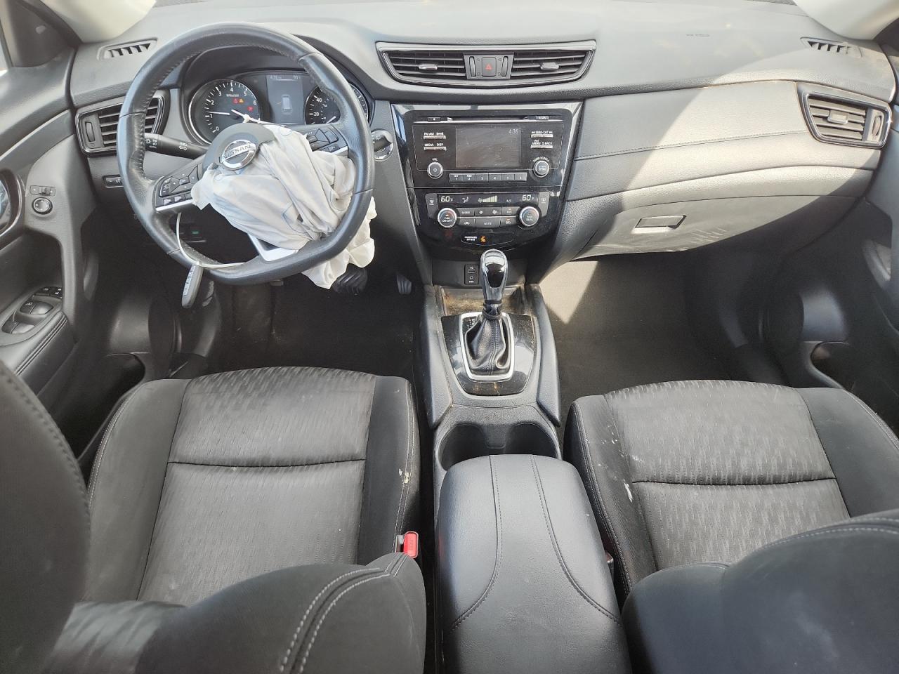 2017 Nissan Rogue S VIN: KNMAT2MV2HP567858 Lot: 71200355